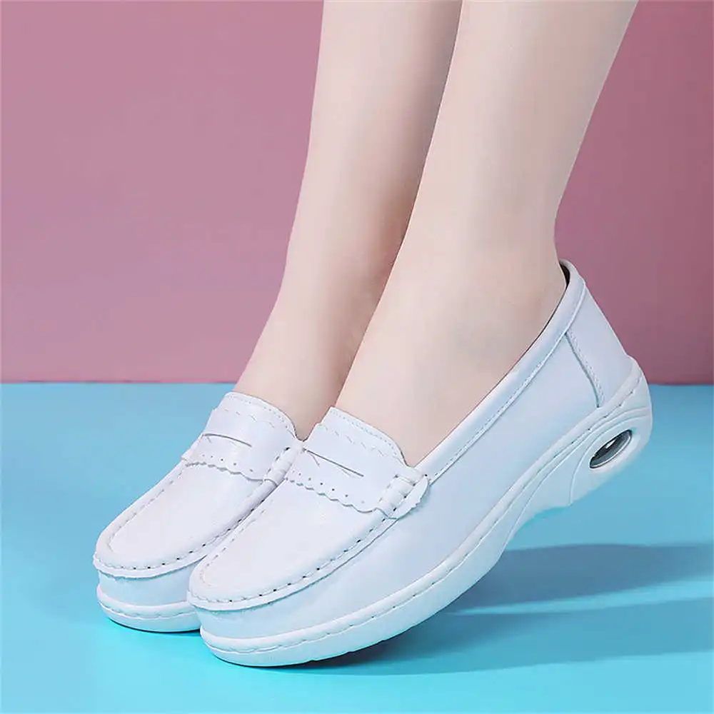 Chunky White Sole Heel Shoes O - Sewing Industry recension och pris