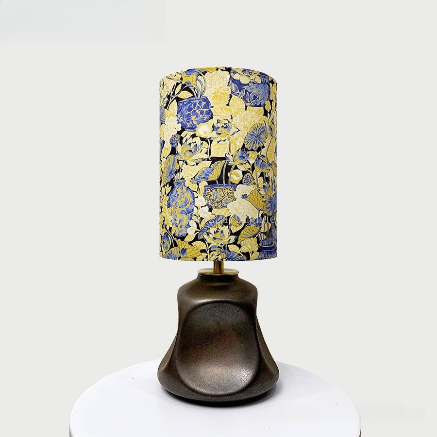 Gilded Liberty Fabric Table La - Century Textile & Sewing Supply Saskatoon Sk recension och pris